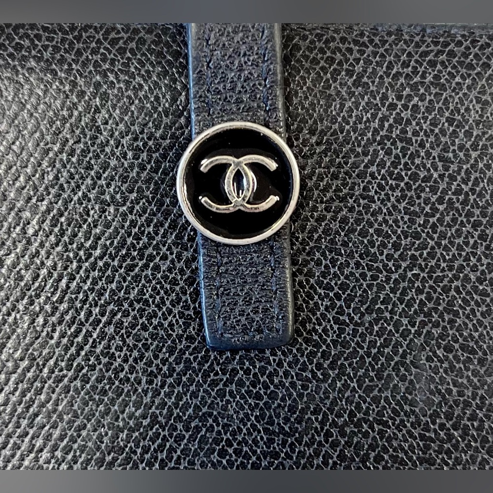 Chanel Caviar Long Wallet - Picture 3 of 14